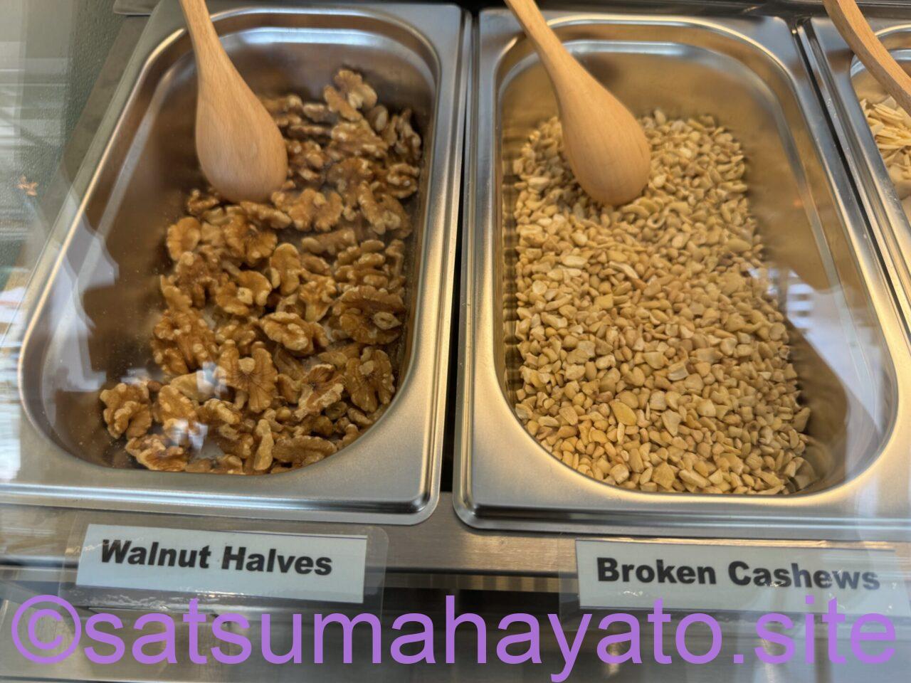 日本人&シンガポール人の両親をもつ兄弟が経営する店KUMOYO in Ang Mo Kio(父が兵庫県民) IMG 0412