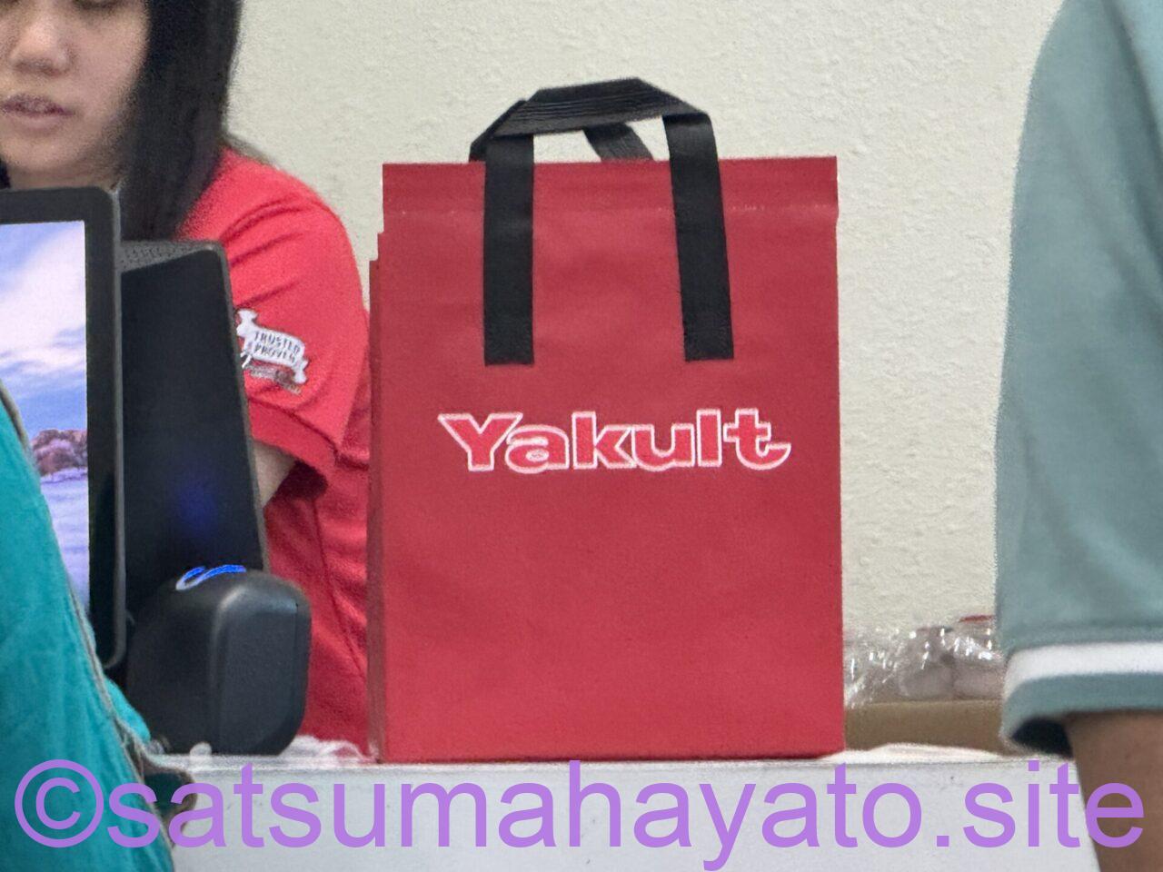 【工場見学】ヤクルト1本と非売品配布.無料のバスツアー.シンガポール IMG 4780