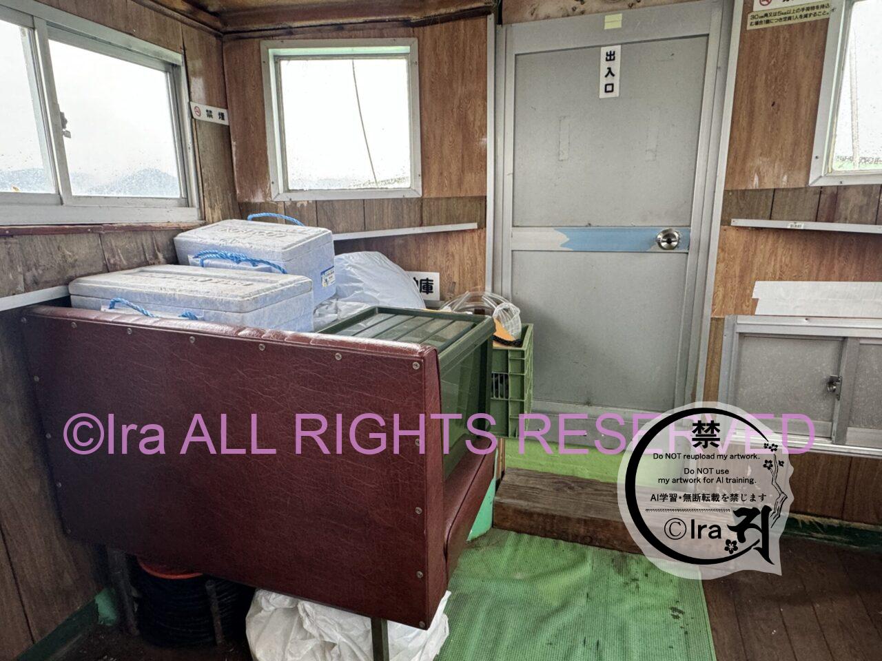広島県の情島:2対3で権力争い中の有人離島。島民の家でタコをご馳走になった(3の立場の方)。 IMG 7212