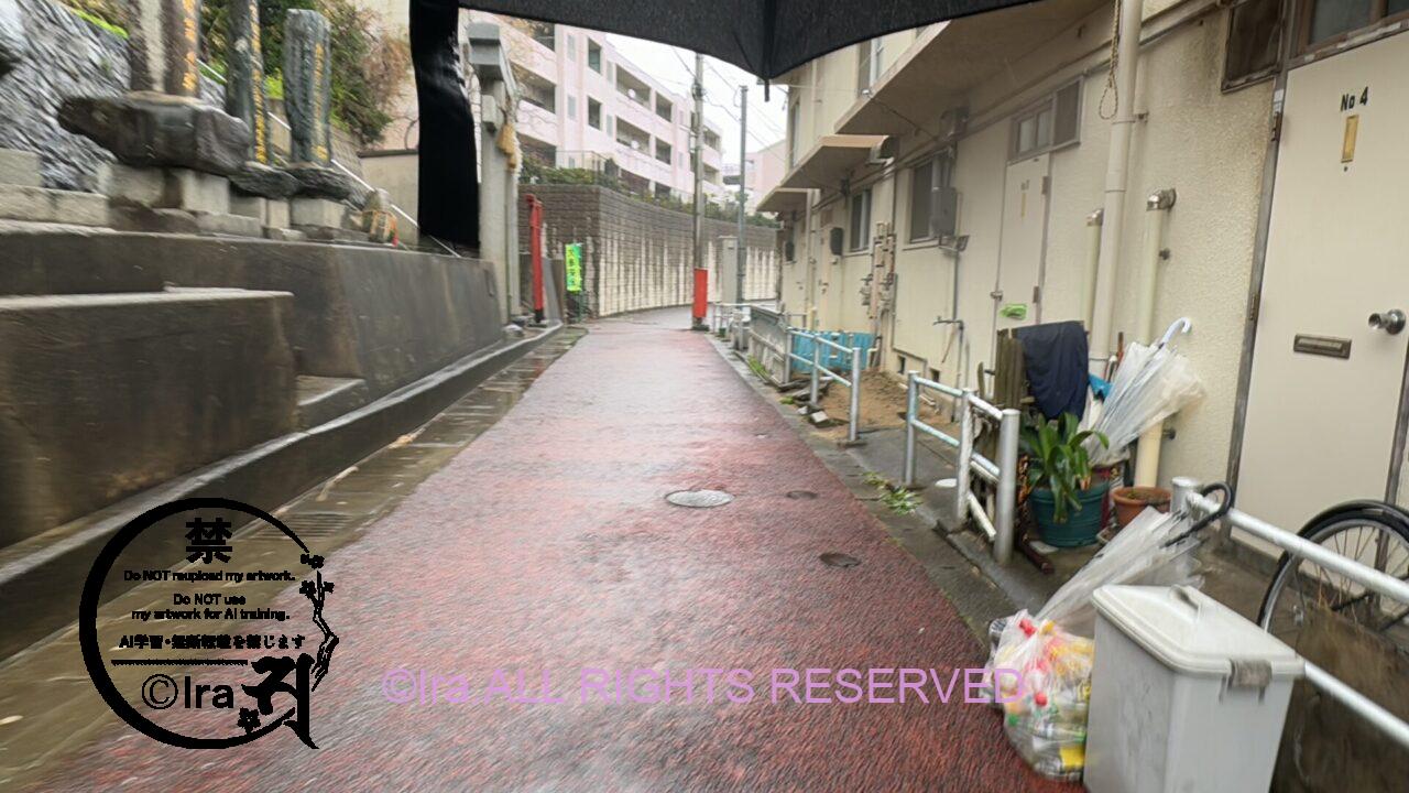 福岡県の玄界島:離島殺人事件:離島には珍しく団地にエレベータがある:シンガポールから一人旅 IMG 5134
