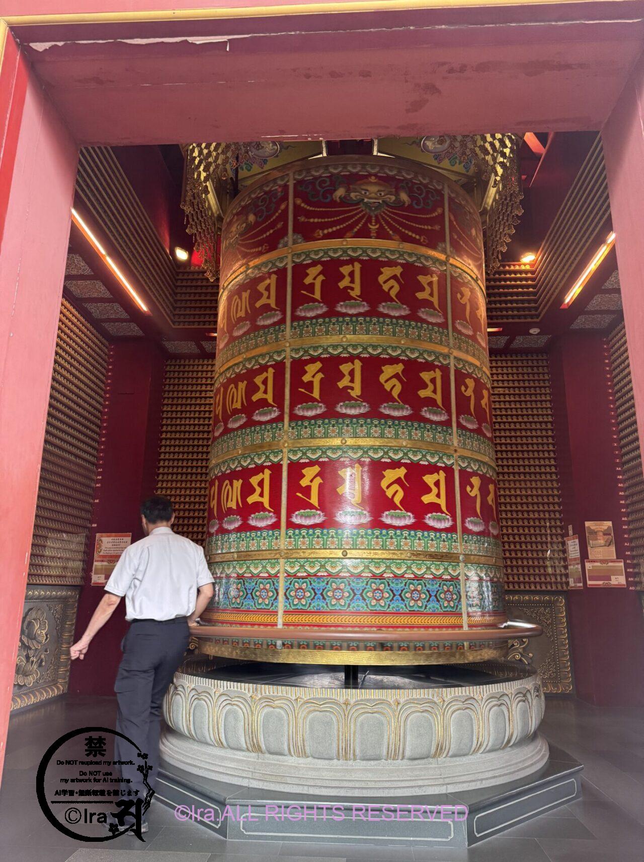 シンガポールの定番観光地:ホーカーズの人気店一覧&仏牙寺龍華院・博物館 &ニョニャ料理店(ブルージンジャー) IMG 9523