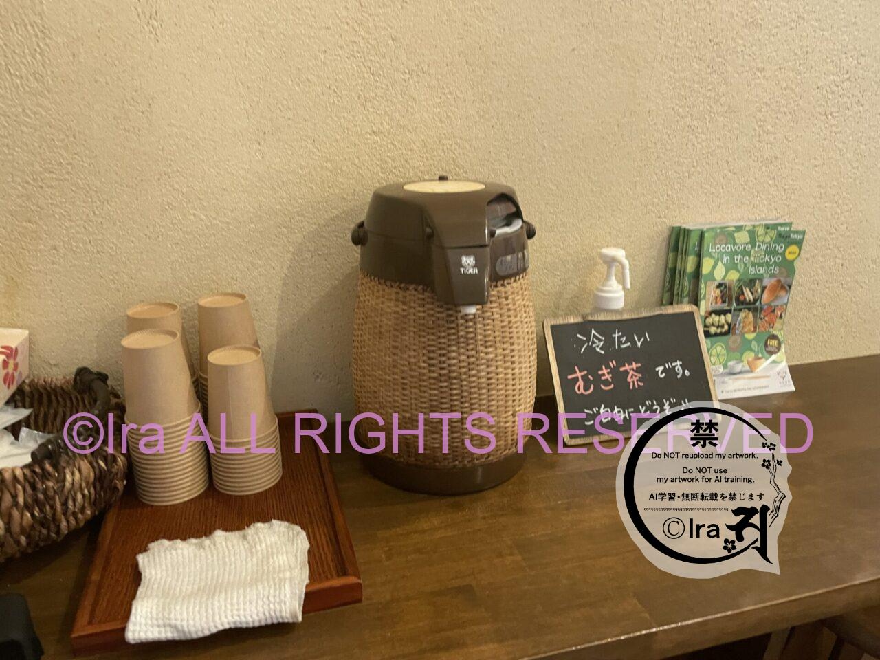 国境の島父島の島寿司とグルメ・カフェ・売店など IMG 1208