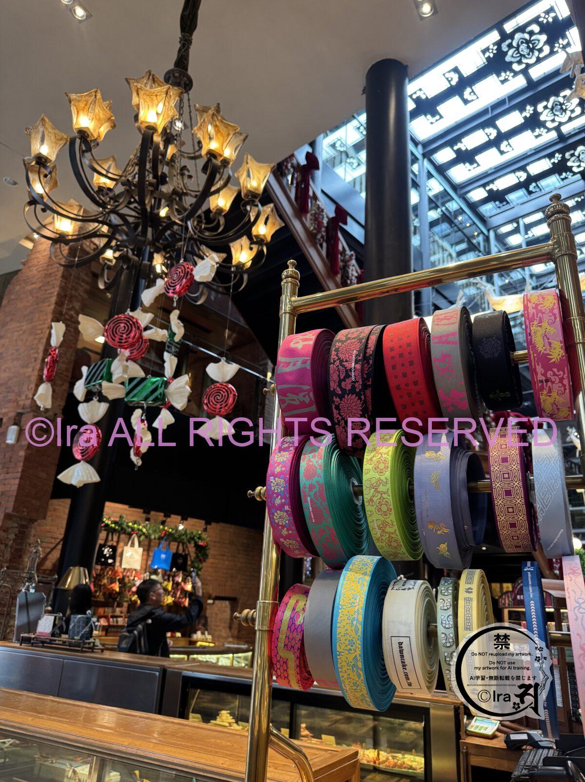クリスマス限定とロングセラー商品一覧.台湾台中の人気宮原眼科.混雑は週末だけ IMG 8256